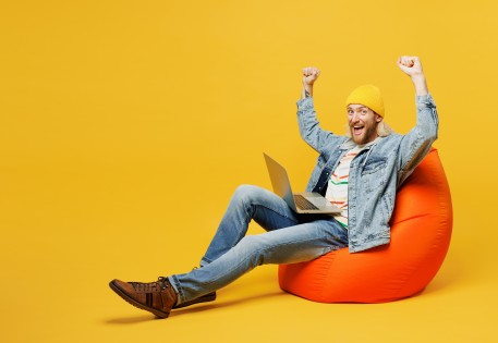 Comment trouver des codes promo sur les réseaux sociaux ?