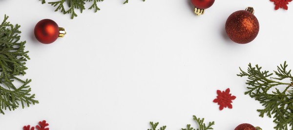 Jeu et concours C’est Noël avant l’heure 🎁 ! Le Marché aux affaires de Colmar vous fait remporter un Père Noel de 60cm de hauteur 🎅