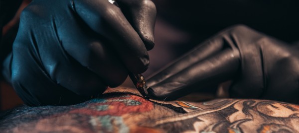 Jeu et concours GRAND JEU JC FAMILY TATOO (42) - GAGNEZ VOTRE PIERCING