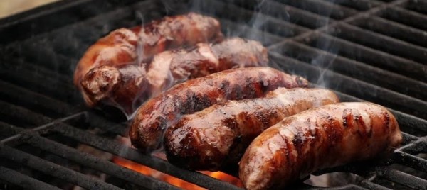 Jeu et concours Gagnez vos barquettes de saucisses avec Auchan La Glacerie Cherbourg