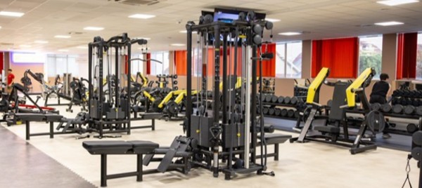 Jeu et concours PRÉPAREZ LA RENTRÉE ET GAGNEZ VOTRE ABONNEMENT D'UN AN CHEZ EASYFIT (VALEUR 677 €)