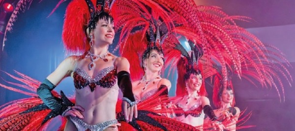 Jeu et concours Gagnez 2 entrées au cabaret Le Claque , avec 2 coupes de champagne