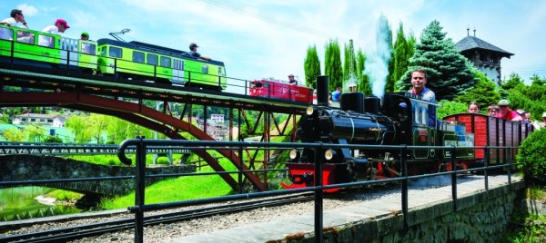 Jeu et concours GAGNEZ UNE JOURNÉE MAGIQUE AU SWISS VAPEUR PARC !